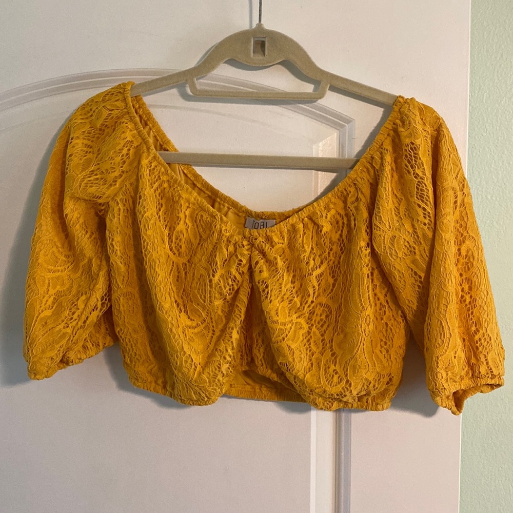 TOBI YELLOW LACE CROP TOP.